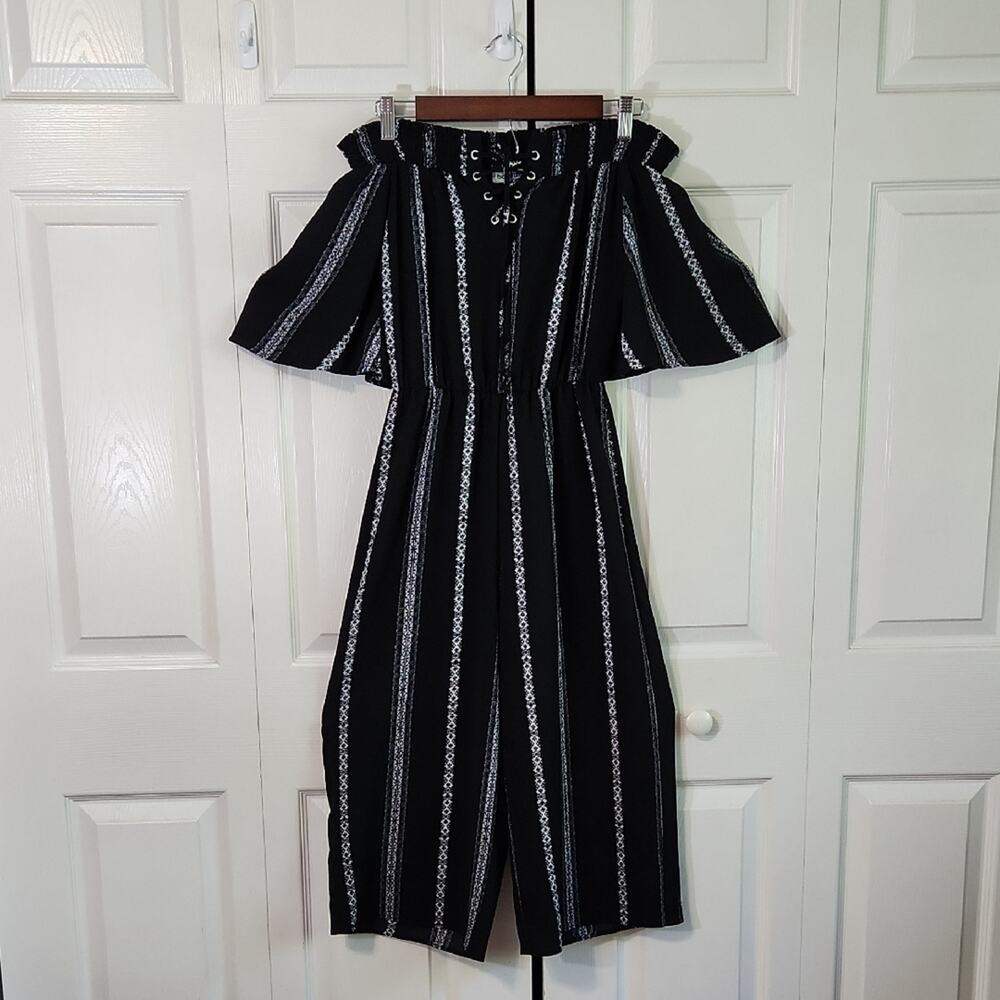 Bailey Blue Black and White Off Shoulder Jumpsuit Size XS Lace Up Wide Leg Bell
